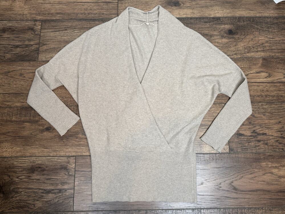 100% Cashmere LA Made Wrap Crossover Knit Sweater Ribbed Sleeves Tan Sz M